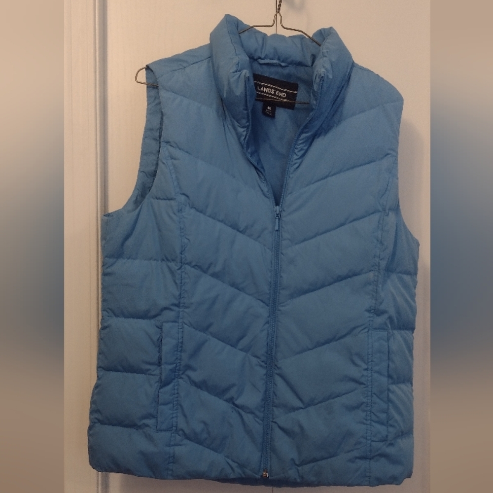 Lands End down filled vest. Ptp 21"